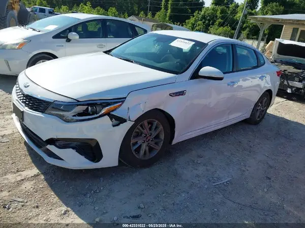 5XXGT4L31LG380634 2020 KIA OPTIMA - Image 2