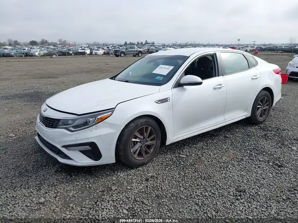 5XXGT4L31LG380701 2020 KIA OPTIMA - Image 2