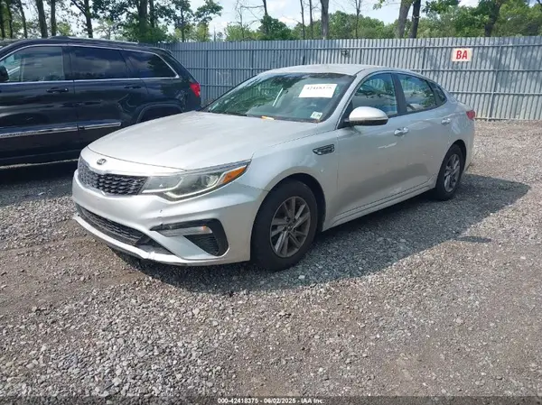 5XXGT4L31LG381038 2020 KIA OPTIMA - Image 2