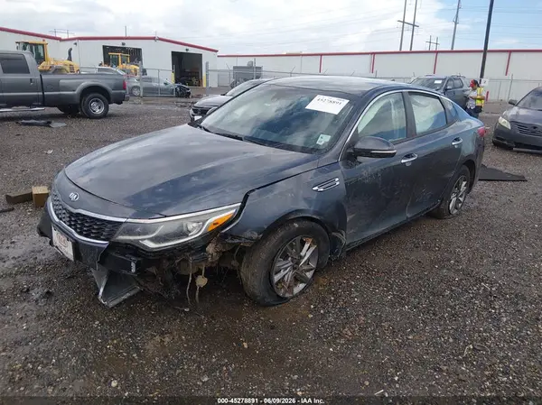 5XXGT4L31LG385123 2020 KIA OPTIMA - Image 2