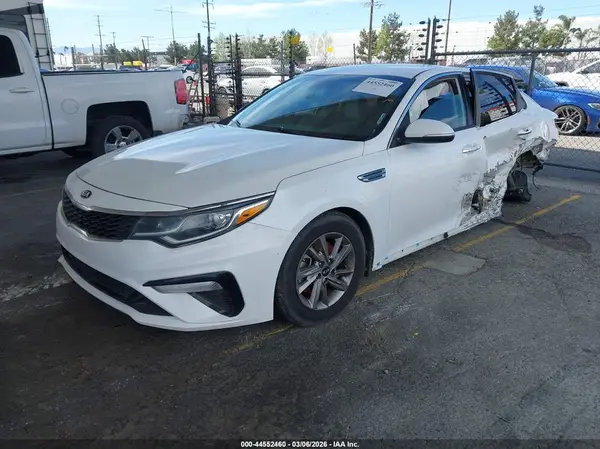 5XXGT4L31LG386854 2020 KIA OPTIMA - Image 2