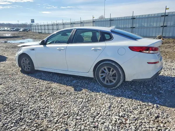 5XXGT4L31LG388801 2020 KIA OPTIMA - Image 2