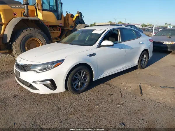 5XXGT4L31LG390175 2020 KIA OPTIMA - Image 2