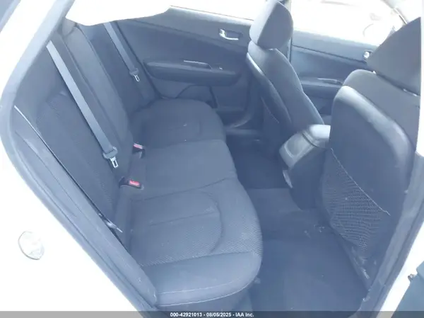 5XXGT4L31LG392203 2020 KIA OPTIMA - Image 8