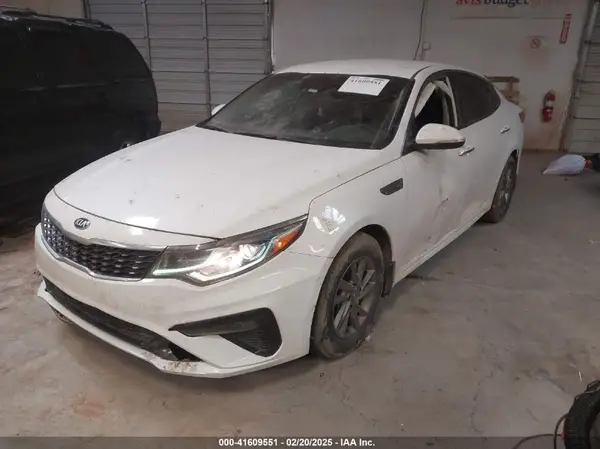 5XXGT4L31LG399796 2020 KIA OPTIMA - Image 2