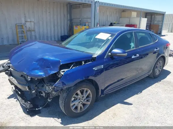 5XXGT4L31LG401501 2020 KIA OPTIMA - Image 2