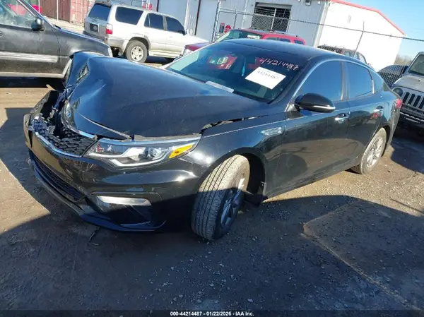 5XXGT4L31LG402406 2020 KIA OPTIMA - Image 2