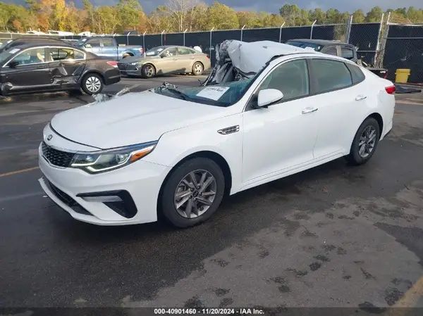 5XXGT4L31LG402566 2020 KIA OPTIMA - Image 2