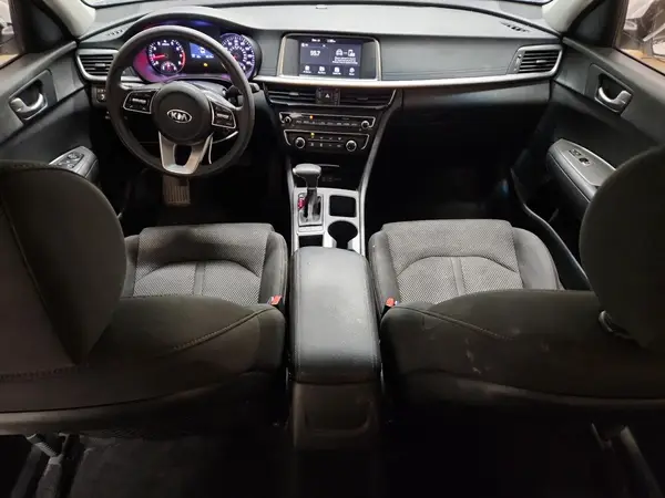 5XXGT4L31LG402647 2020 KIA OPTIMA - Image 8