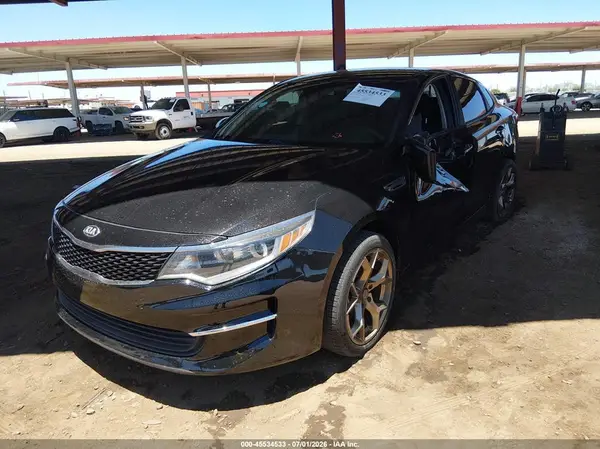 5XXGT4L31LG403829 2020 KIA OPTIMA - Image 2