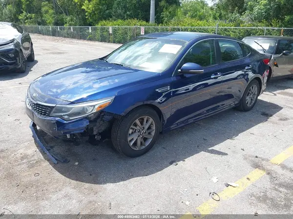 5XXGT4L31LG404849 2020 KIA OPTIMA - Image 2