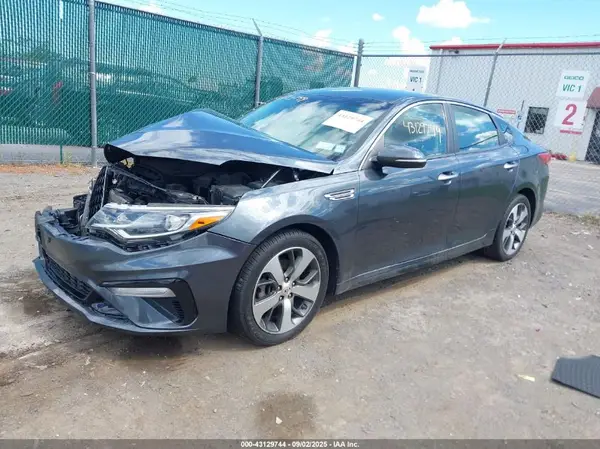 5XXGT4L31LG405080 2020 KIA OPTIMA - Image 2