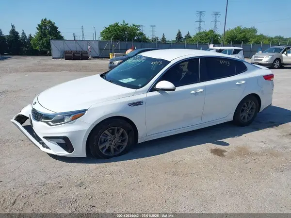 5XXGT4L31LG409100 2020 KIA OPTIMA - Image 2