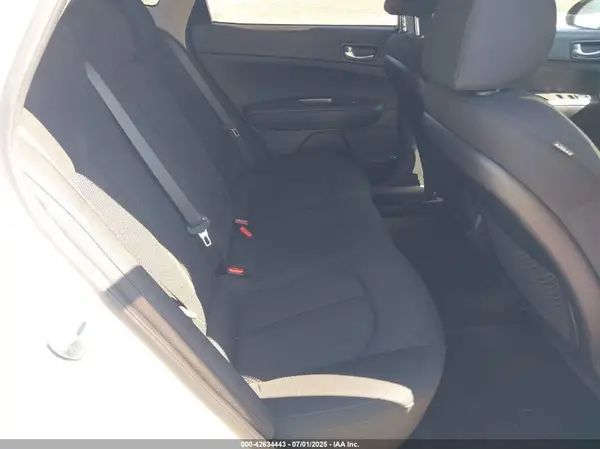 5XXGT4L31LG409100 2020 KIA OPTIMA - Image 8
