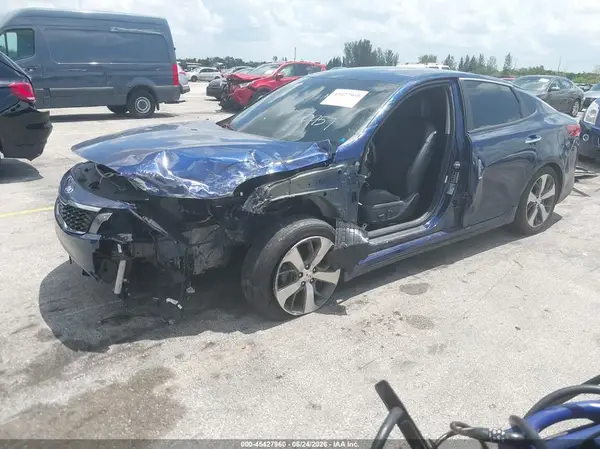 5XXGT4L31LG410957 2020 KIA OPTIMA - Image 2
