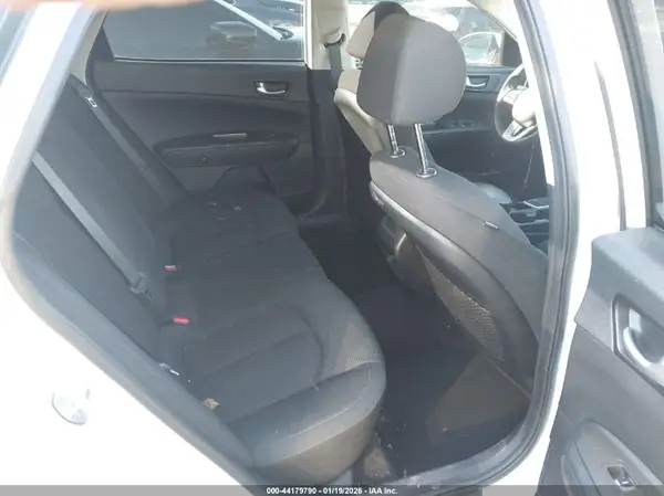5XXGT4L31LG411753 2020 KIA OPTIMA - Image 8