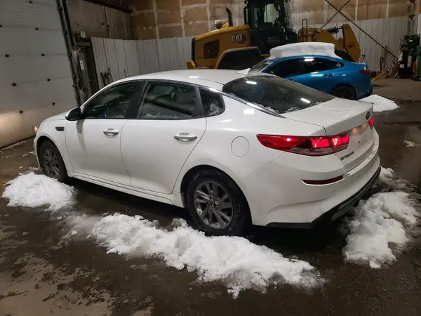 5XXGT4L31LG412854 2020 KIA OPTIMA - Image 2