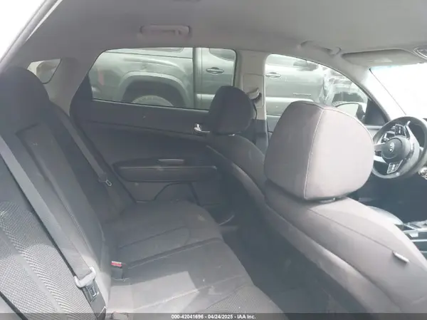 5XXGT4L31LG415303 2020 KIA OPTIMA - Image 8