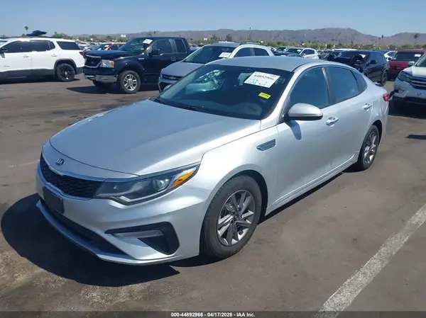 5XXGT4L31LG416175 2020 KIA OPTIMA - Image 2