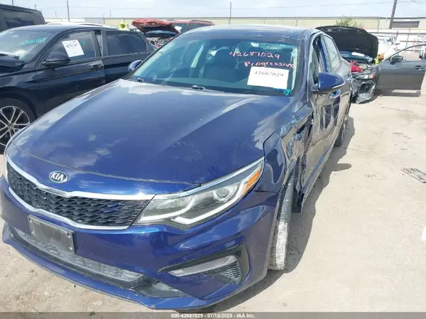 5XXGT4L31LG416385 2020 KIA OPTIMA - Image 2