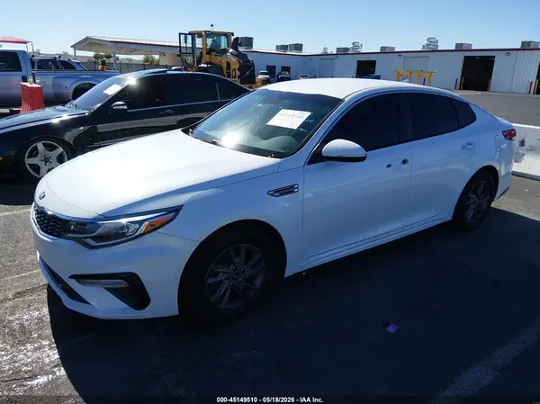 5XXGT4L31LG418573 2020 KIA OPTIMA - Image 2