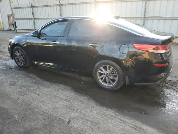 5XXGT4L31LG419724 2020 KIA OPTIMA - Image 2