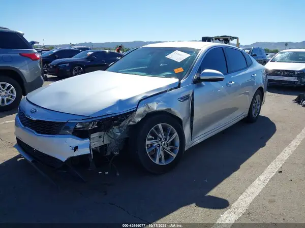 5XXGT4L31LG420629 2020 KIA OPTIMA - Image 2