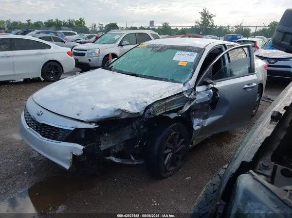 5XXGT4L31LG421506 2020 KIA OPTIMA - Image 2
