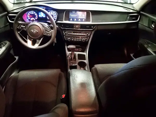 5XXGT4L31LG424065 2020 KIA OPTIMA - Image 8