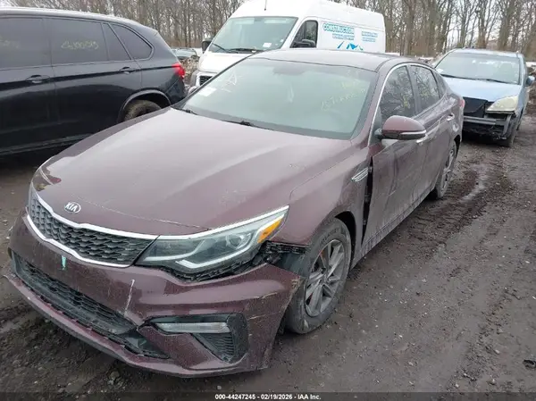 5XXGT4L31LG425104 2020 KIA OPTIMA - Image 2