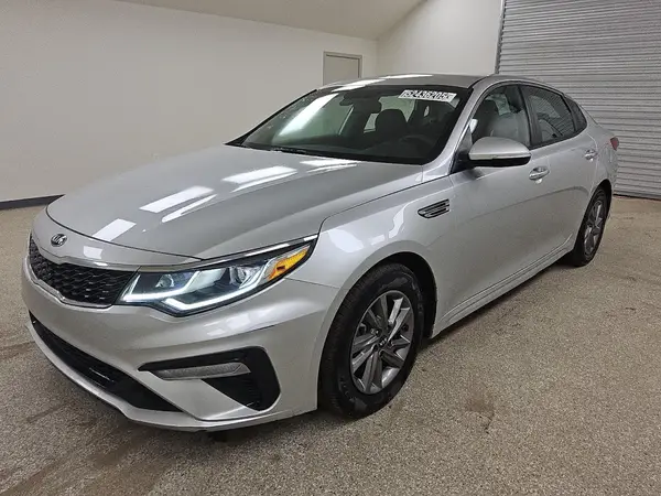 5XXGT4L31LG425149 2020 KIA OPTIMA - Image 1