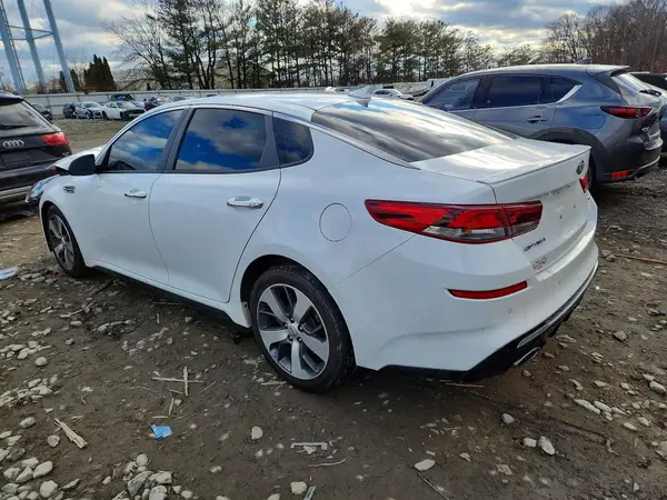 5XXGT4L31LG426561 2020 KIA OPTIMA - Image 2