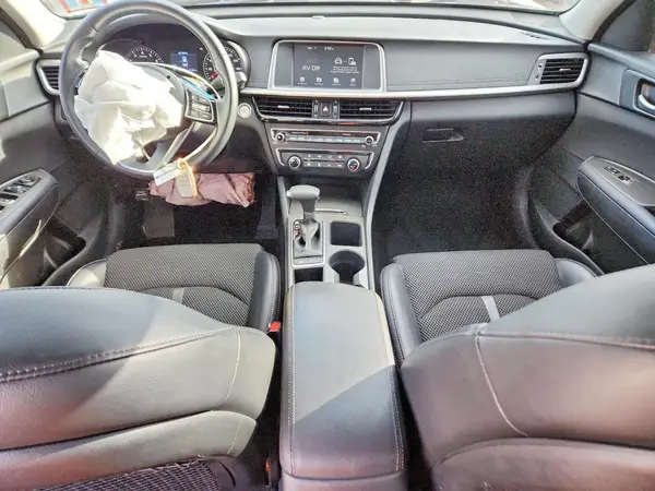 5XXGT4L31LG426561 2020 KIA OPTIMA - Image 8