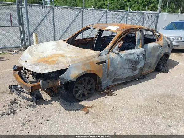 5XXGT4L31LG428763 2020 KIA OPTIMA - Image 2