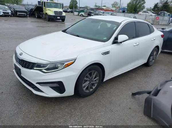 5XXGT4L31LG429461 2020 KIA OPTIMA - Image 2