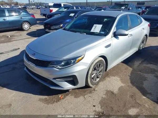 5XXGT4L31LG430433 2020 KIA OPTIMA - Image 2