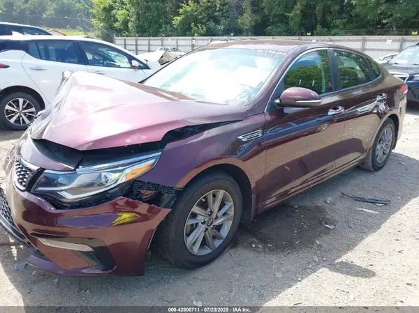 5XXGT4L31LG436815 2020 KIA OPTIMA - Image 2