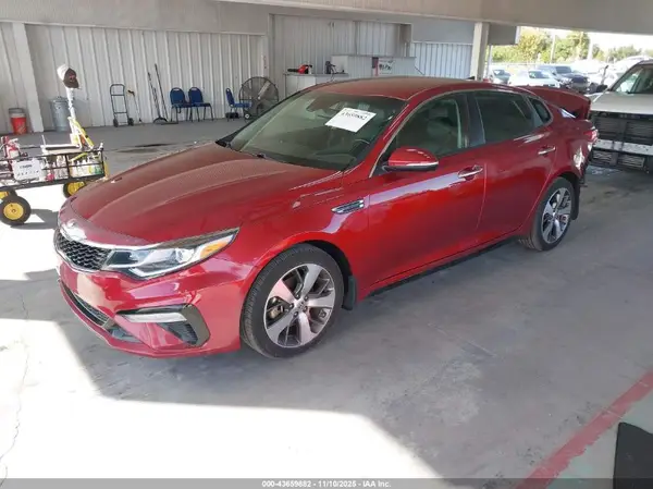 5XXGT4L31LG442680 2020 KIA OPTIMA - Image 2