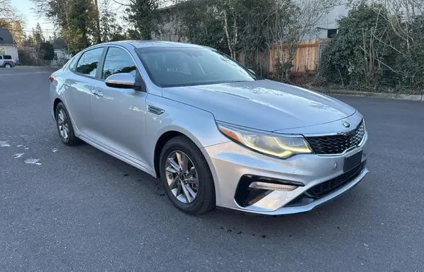 5XXGT4L31LG444395 2020 KIA OPTIMA - Image 1