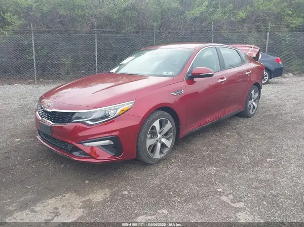 5XXGT4L31LG450083 2020 KIA OPTIMA - Image 2