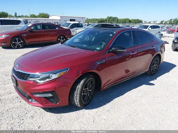 5XXGT4L31LG450889 2020 KIA OPTIMA - Image 2