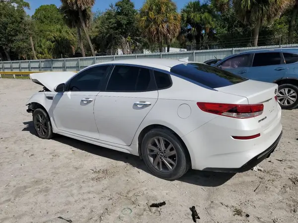 5XXGT4L31LG451637 2020 KIA OPTIMA - Image 2