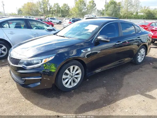 5XXGT4L32GG002280 2016 KIA OPTIMA - Image 2