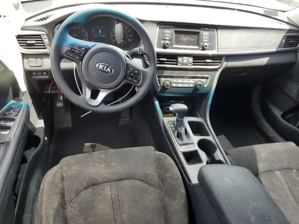 5XXGT4L32GG005793 2016 KIA OPTIMA - Image 8