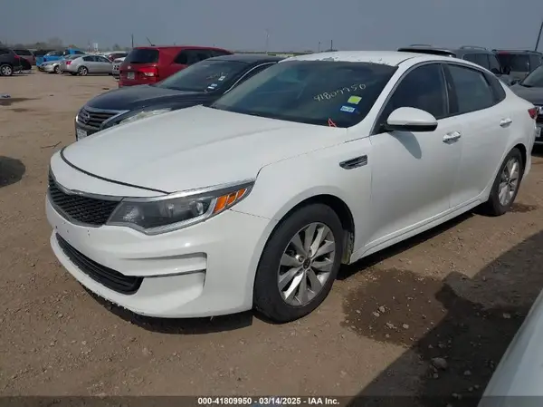 5XXGT4L32GG009407 2016 KIA OPTIMA - Image 2