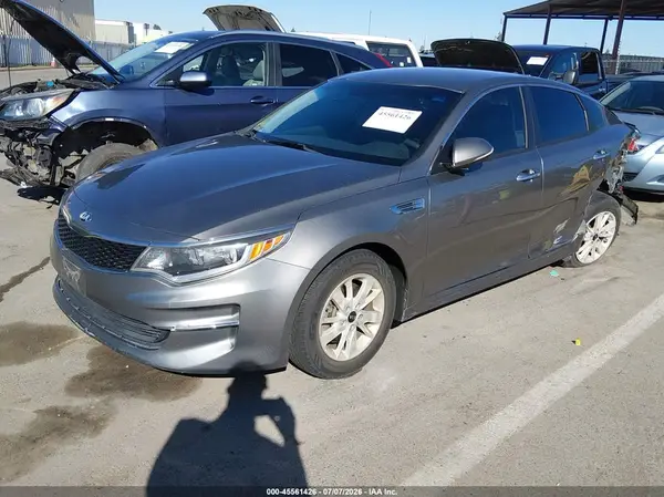 5XXGT4L32GG009519 2016 KIA OPTIMA - Image 2