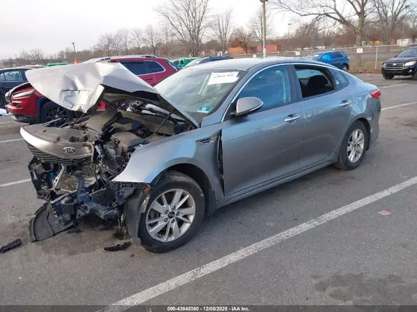 5XXGT4L32GG020357 2016 KIA OPTIMA - Image 2