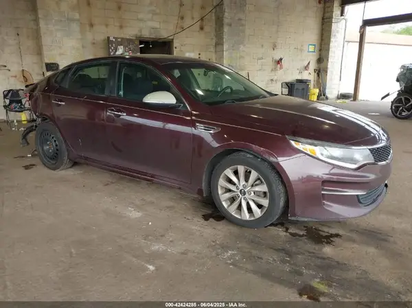 5XXGT4L32GG021055 2016 KIA OPTIMA - Image 1