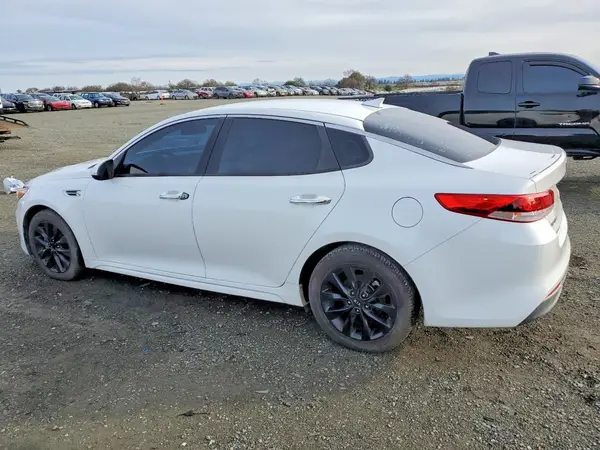 5XXGT4L32GG024635 2016 KIA OPTIMA - Image 2