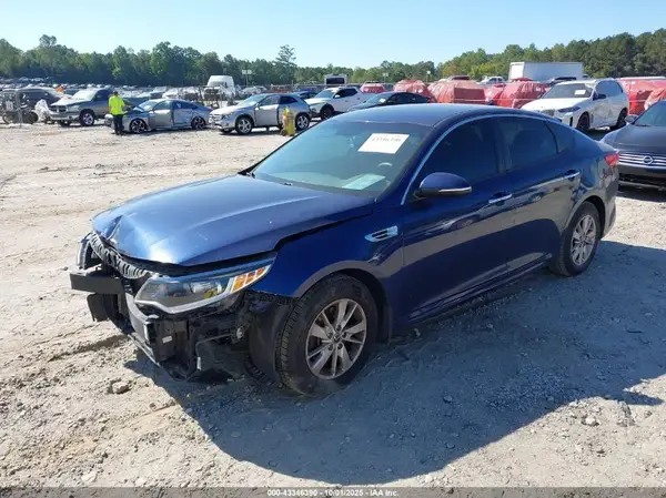 5XXGT4L32GG030533 2016 KIA OPTIMA - Image 2